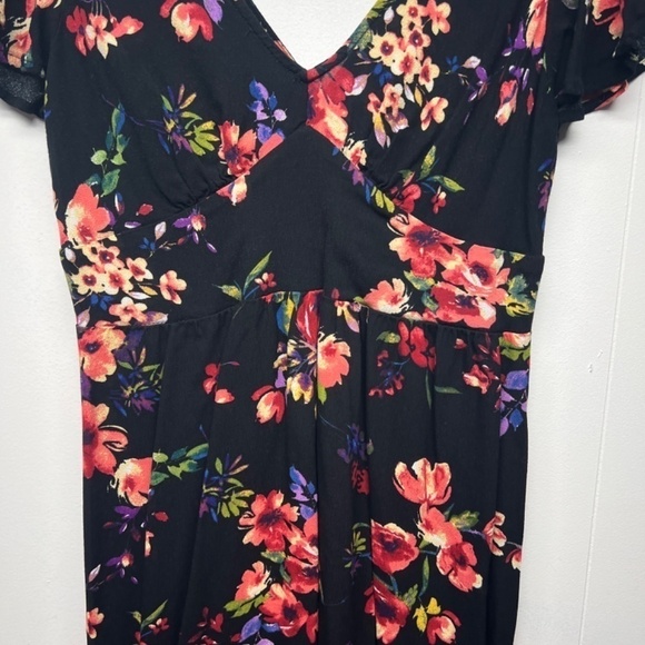 Xhilaration High Waisted Floral V-Neck Short Sleeve Dress Juniors Large Pullover - Picture 4 of 12